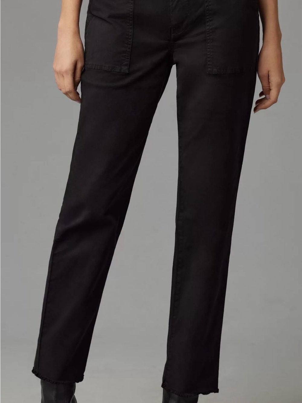 Anthropologie Pilcro Black Utility Patch Pocket Crop Pants Raw Hem Size 29